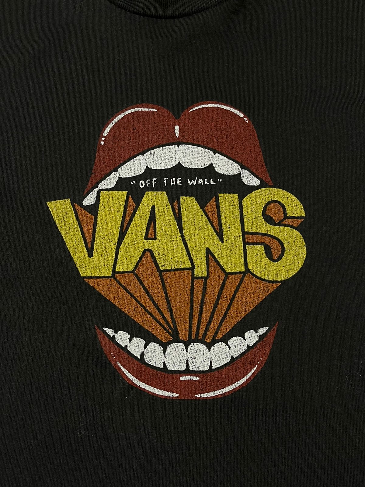 Vans Vintage "Off the wall" Black Baby Tee