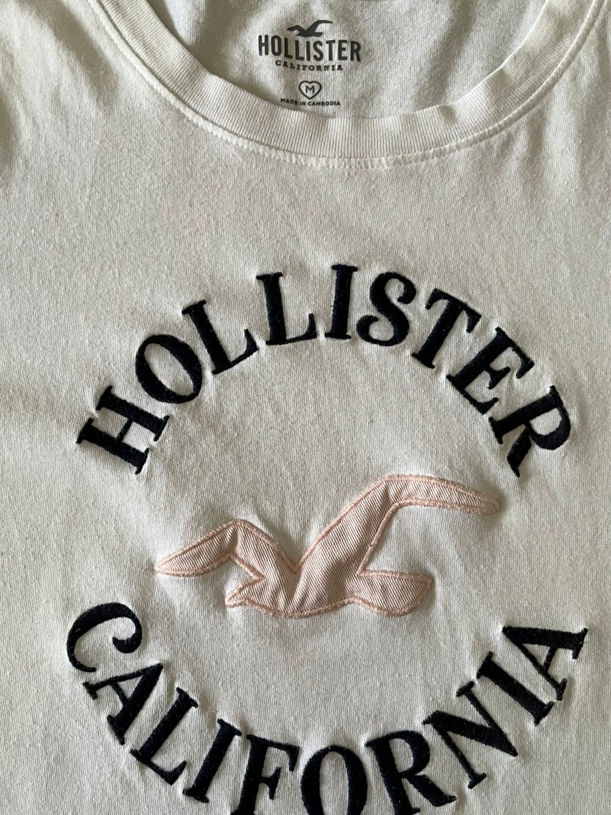 Hollister California White Tee
