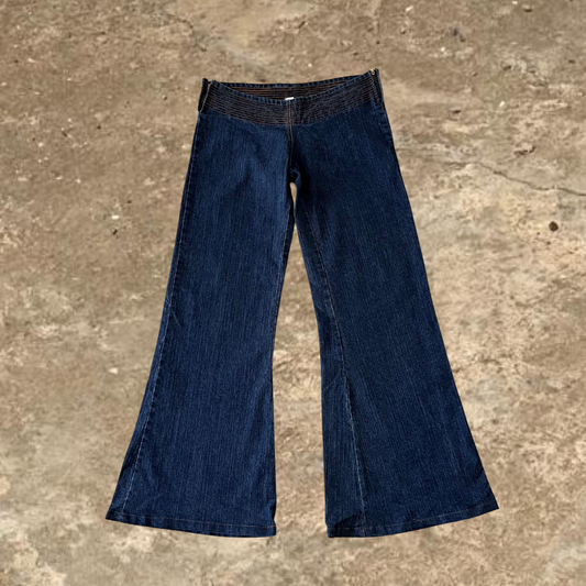 Low Waisted Dark Blue Wide Leg Jeans